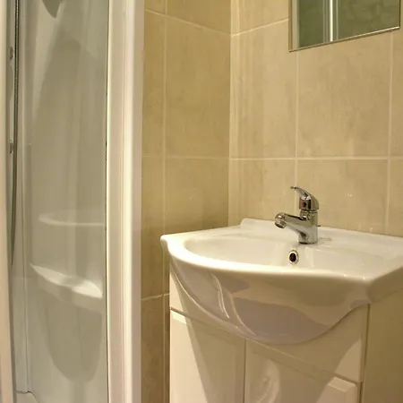 Spacious Wellness Stay, Soy, Cleaning Included Soy